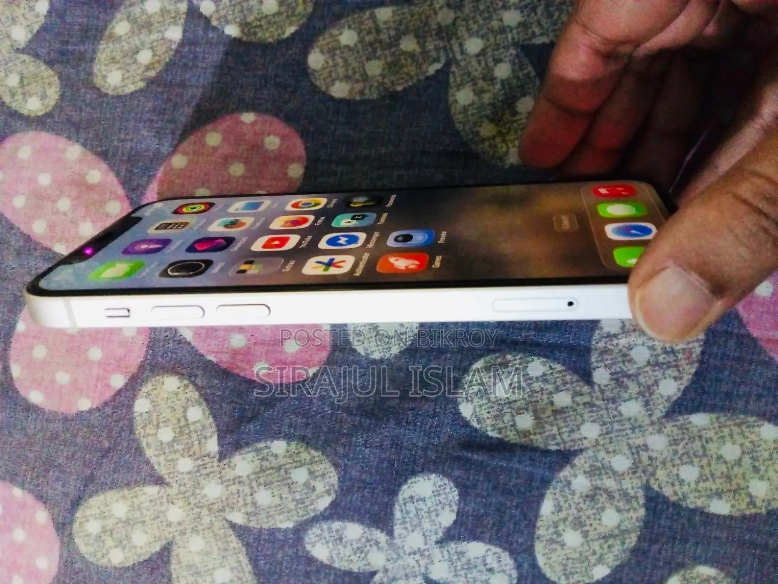 Apple iPhone 12 (4/64) (Used)