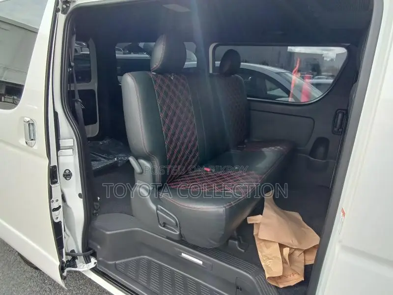 Toyota Hiace SUPER GL DARK PRIME 2021