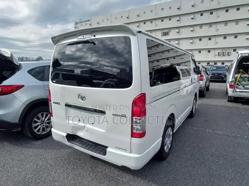 Toyota Hiace SUPER GL DARK PRIME 2021