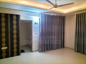 গুলশানে ভাড়ার জন্য এক্সক্লুসিভ ডিজাইনের ২৬৩৫ বর্গফুটের ফার্নিশড অ্যাপার্টমেন্ট