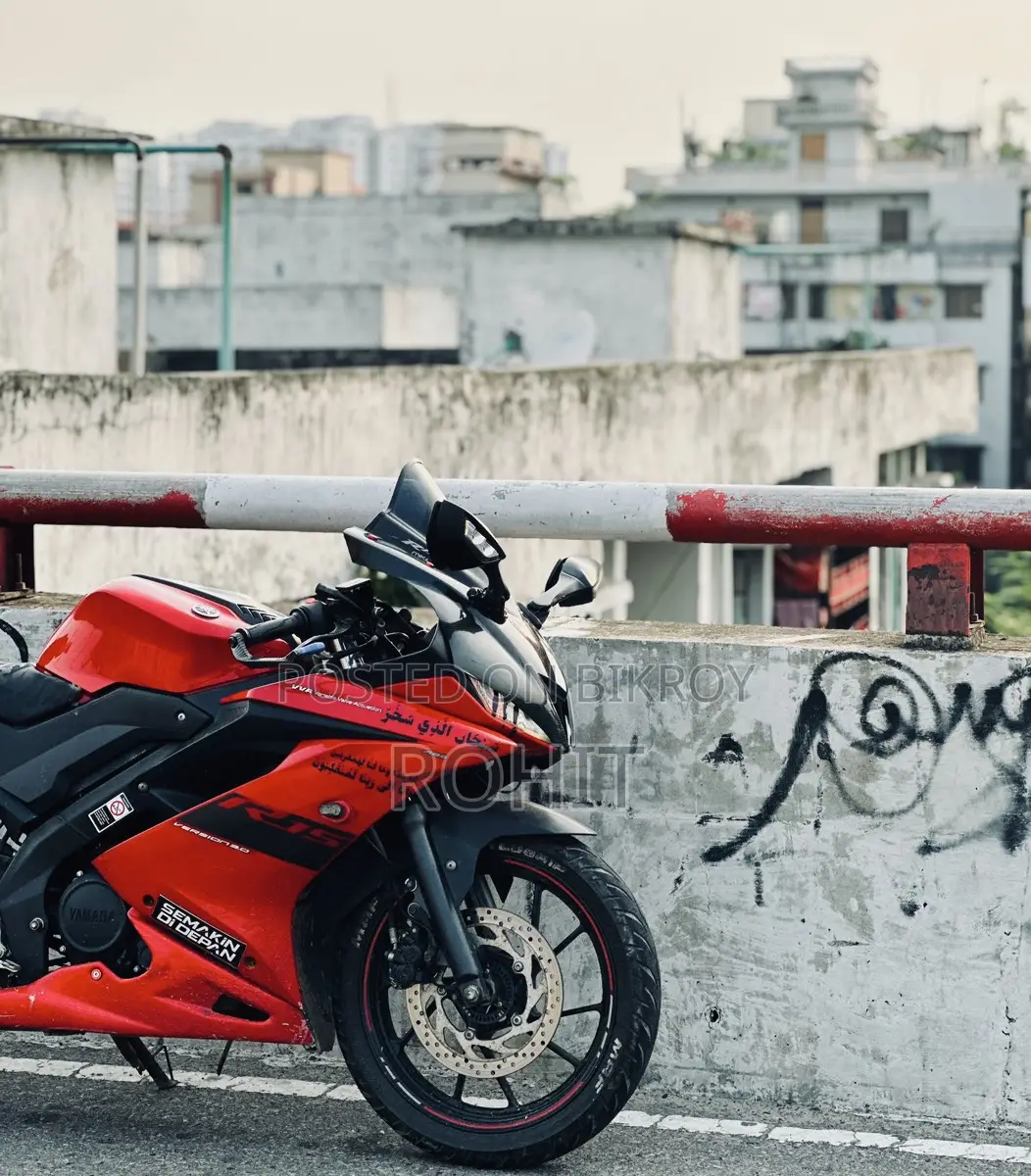 Yamaha R15 . 2021