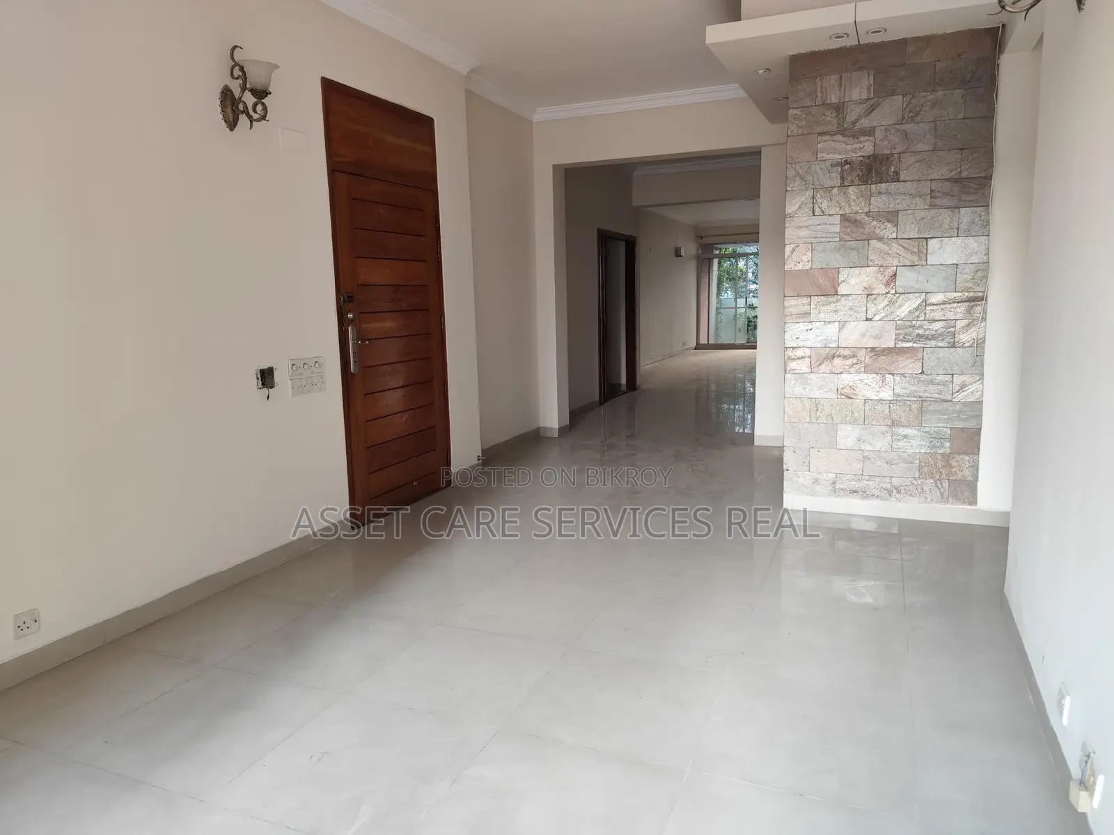 Un-Furnished 3-Bed Apartment for Rent in Gulshan-2