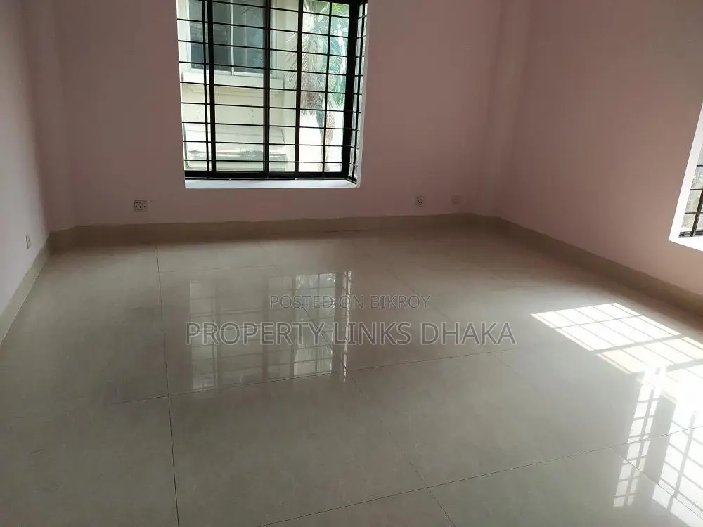Unfurnished flat for Rent in Gulshan