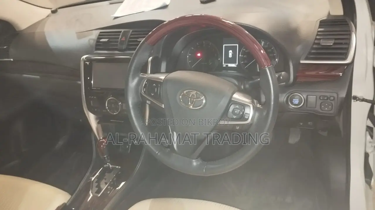 Toyota Premio F-EX PKG PEARL 2020