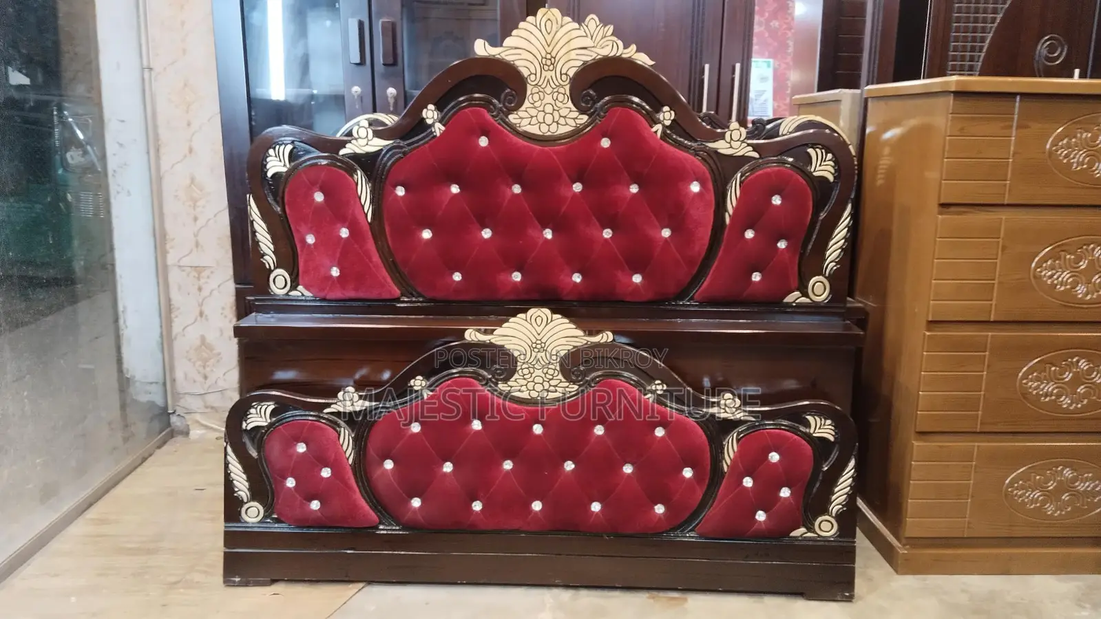 New Leather Bed 6/7 Feet, M# 633