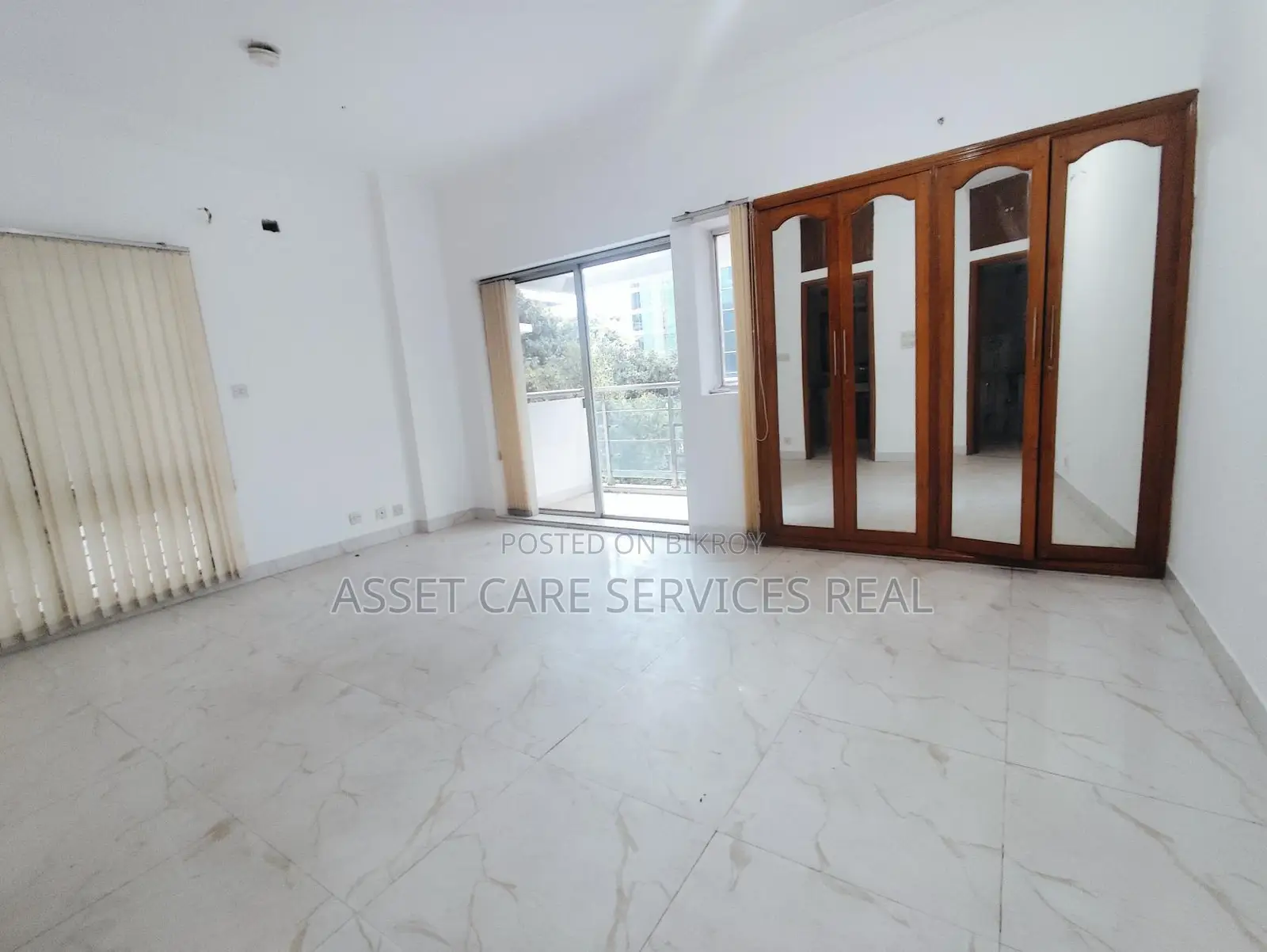 4000-Sqft Prime Location Office Space Rent In Gulshan-2 Nearby Circle