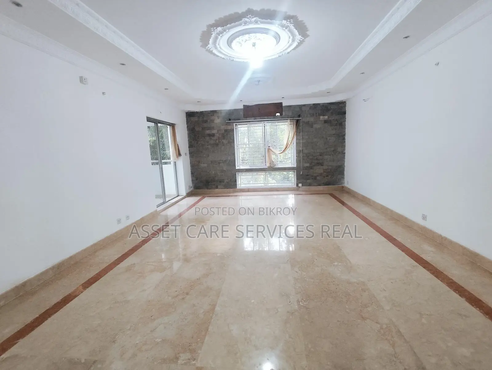 4000-Sqft Prime Location Office Space Rent In Gulshan-2 Nearby Circle