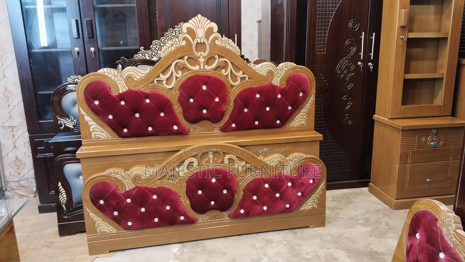 BED 5/7 & 6/7 FEET. M# 3825
