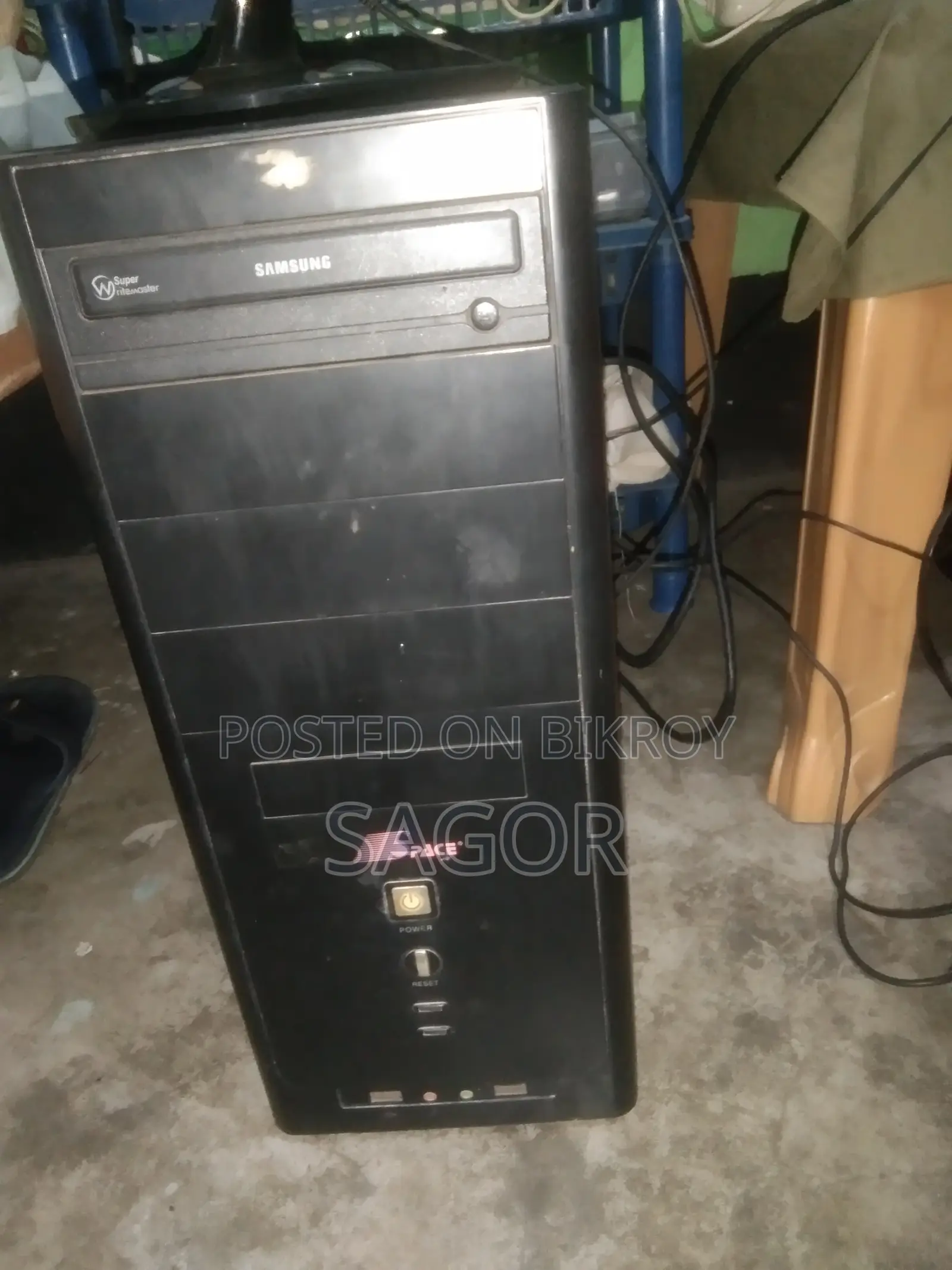 Pentium Dual Core Desktop Computer – Good Condition