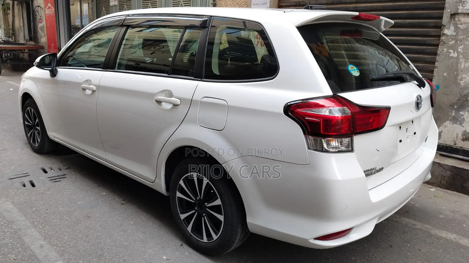 Toyota Fielder 2020