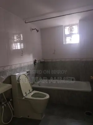 4 Bed 3000 Sqft Un-Furnished Apartment For Rent In Gulshan