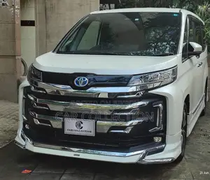 Toyota Noah SZ 2022