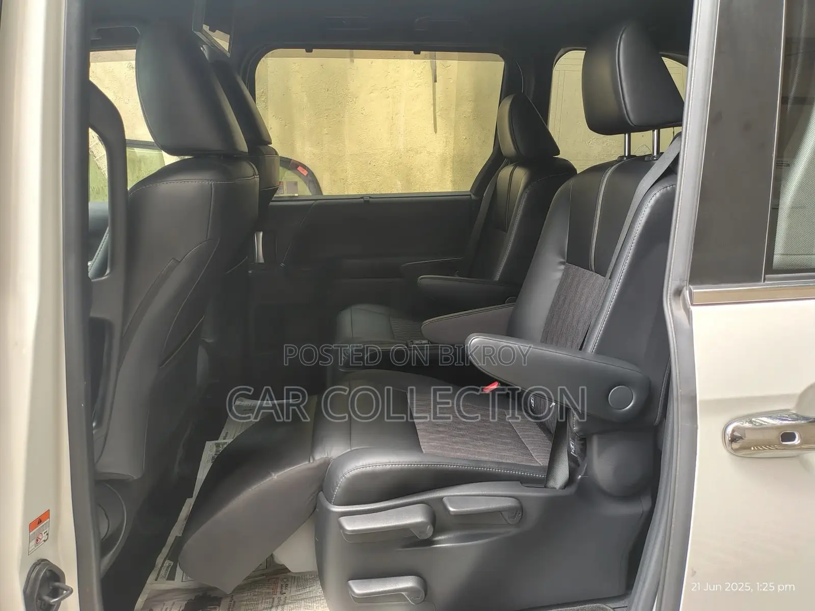Toyota Noah SZ 2022