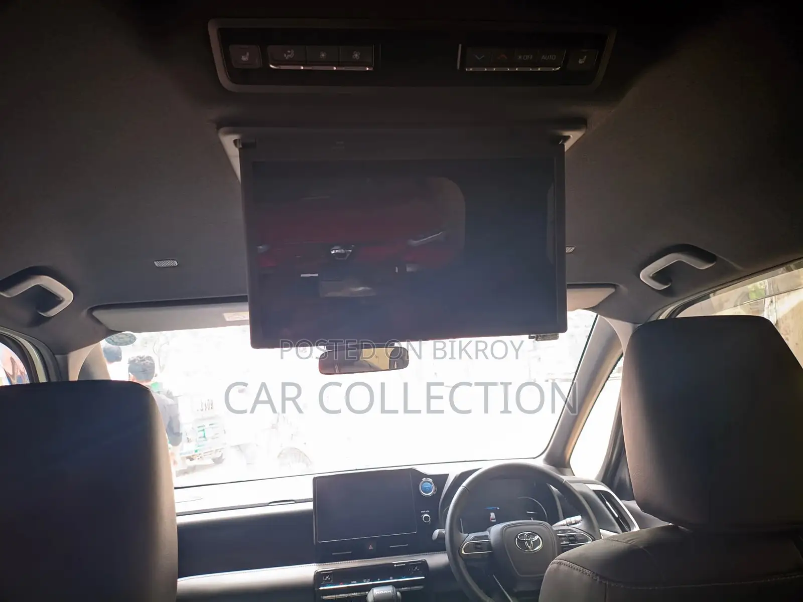 Toyota Noah SZ 2022