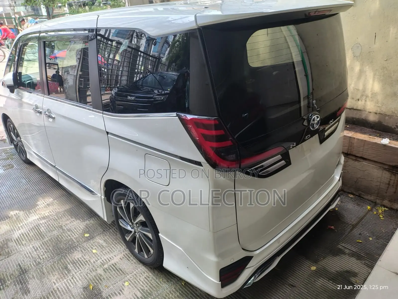 Toyota Noah SZ 2022