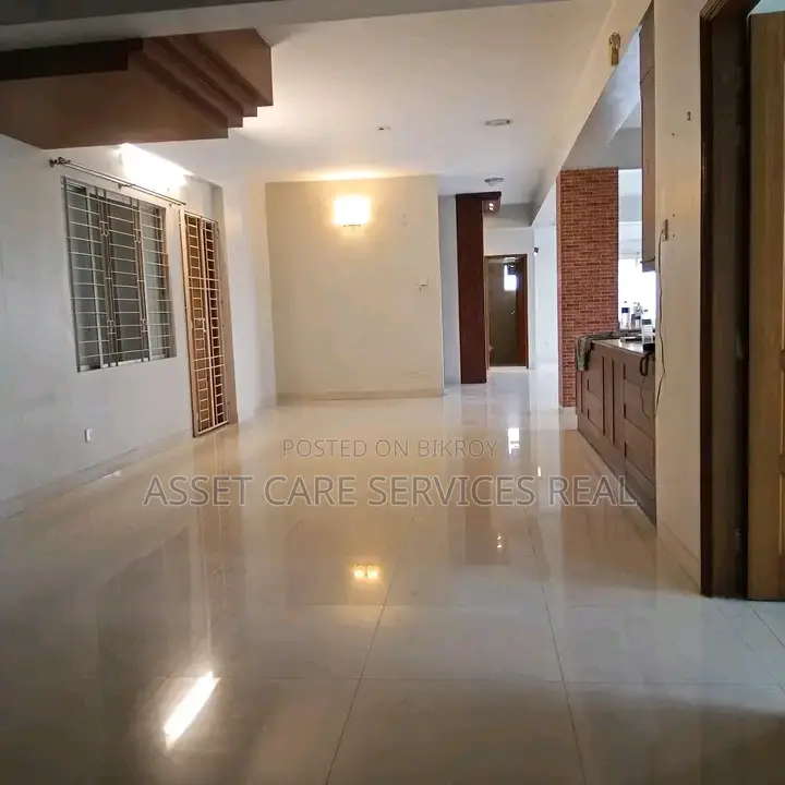 3-Bed Un-Furnished Apartment For Rent In Banani North