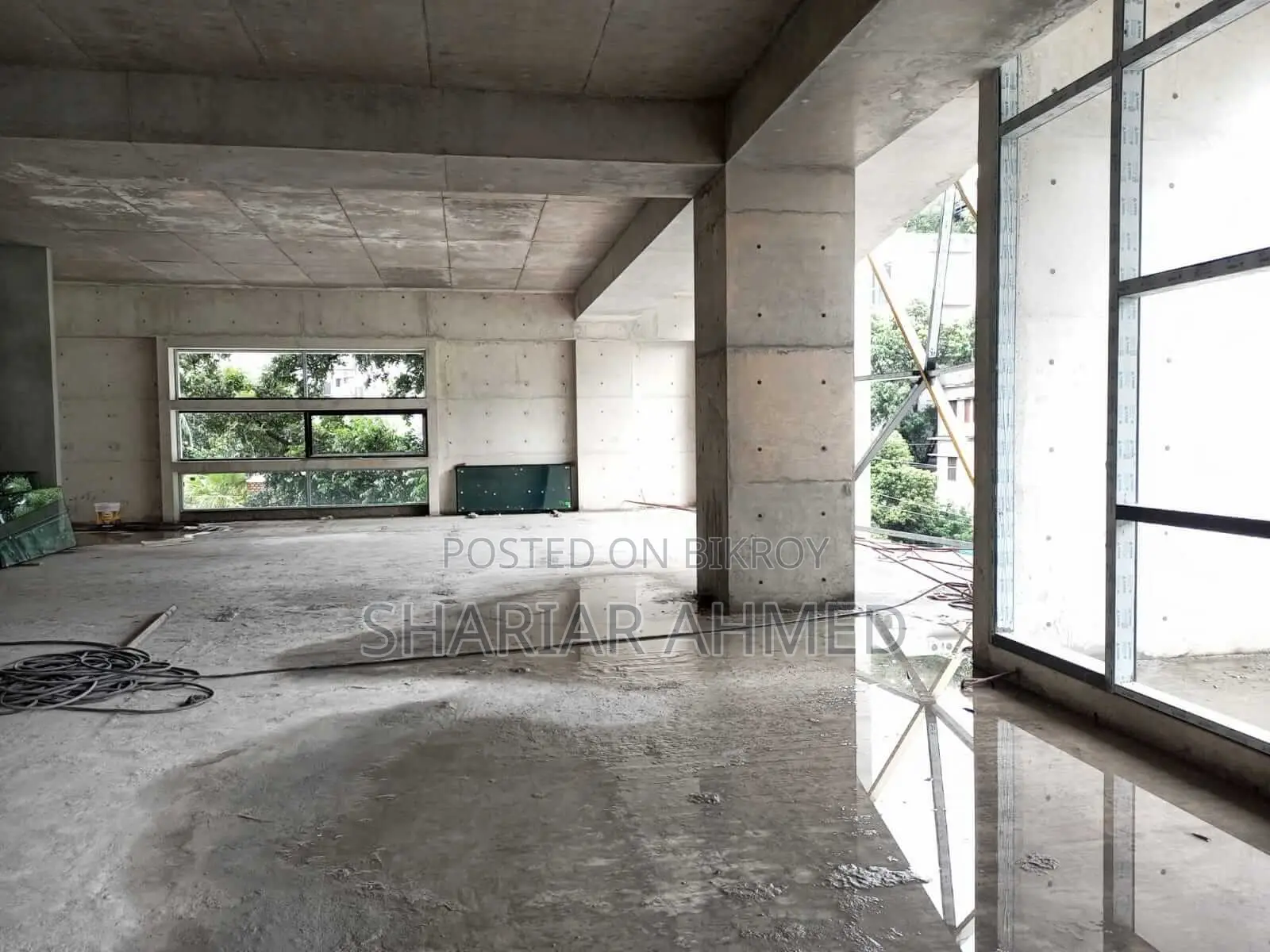 Brand New 3015 SqFt Commercial Floor Rent In GULSHAN Avenue