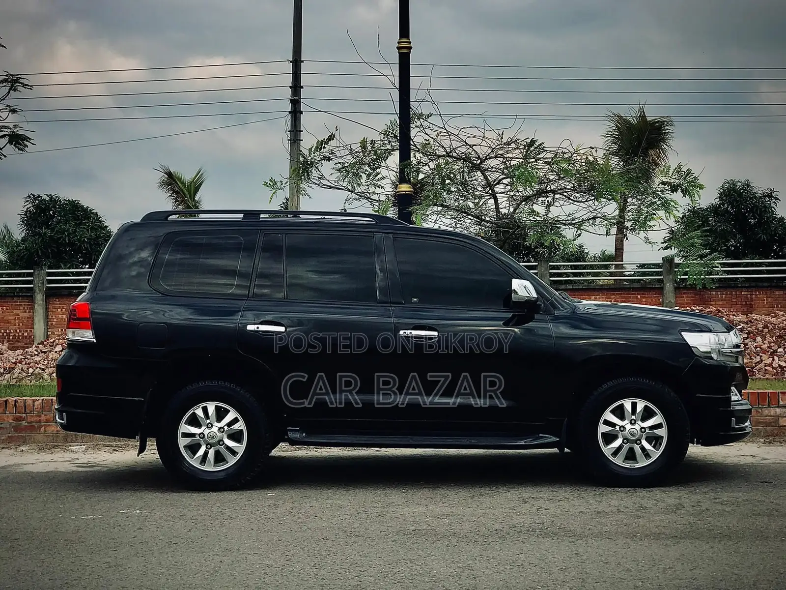 টয়োটা ল্যান্ড ক্রুজার V8 VXR ডিজেল ২০১১