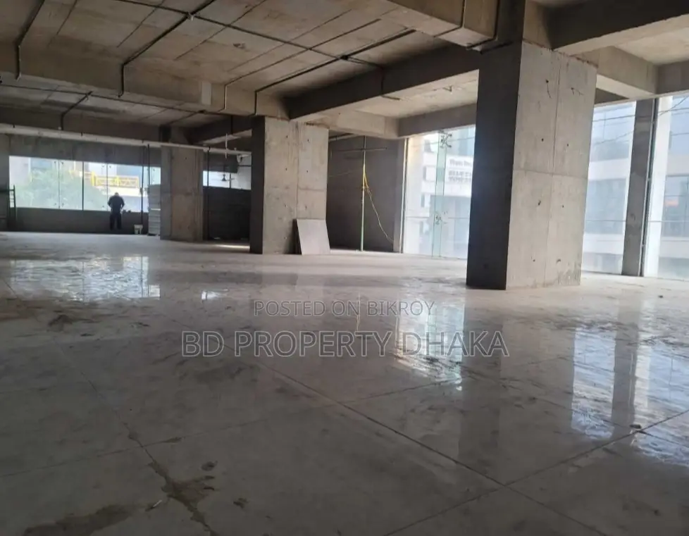 3000 Sqft Open Commercial Space Rent in Banani