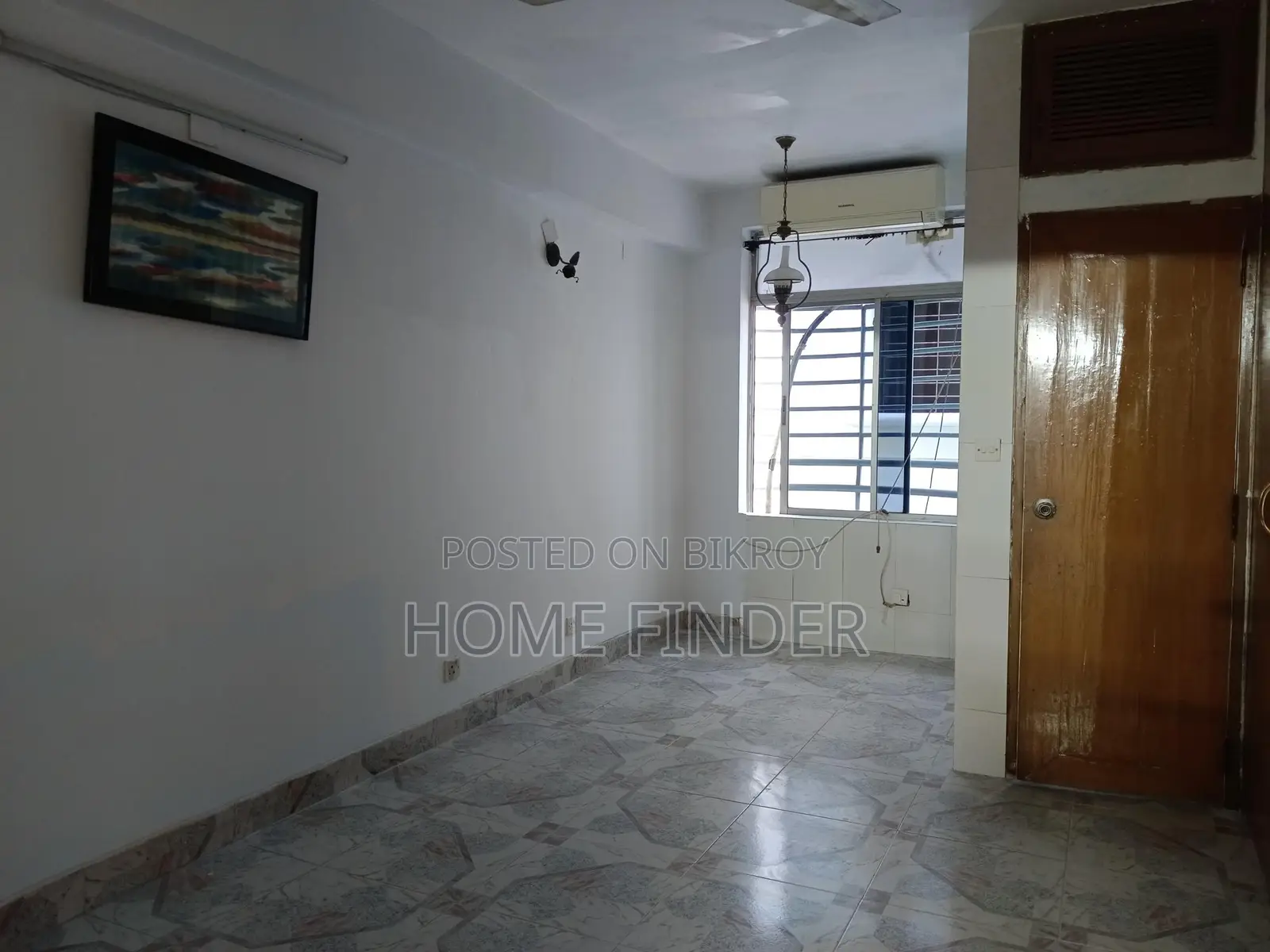 2400 Sqft Un-Furnished Apartment For Rent In Gulshan 1