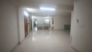 গুলশানে অফিস ভাড়ার জন্য আনফার্নিশড ফ্ল্যাট