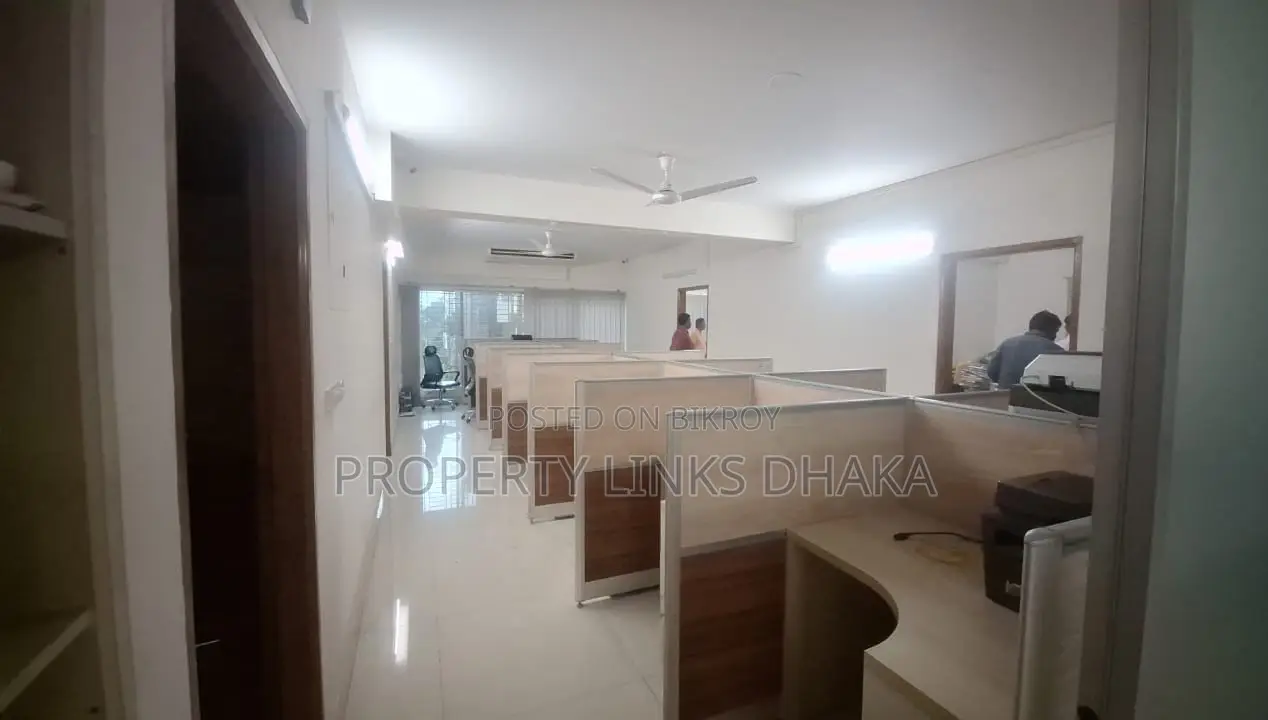 Unfurnished flat for Rent office Gulshan