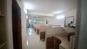 Unfurnished flat for Rent office Gulshan