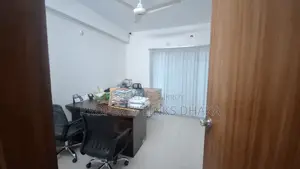 Unfurnished flat for Rent office Gulshan