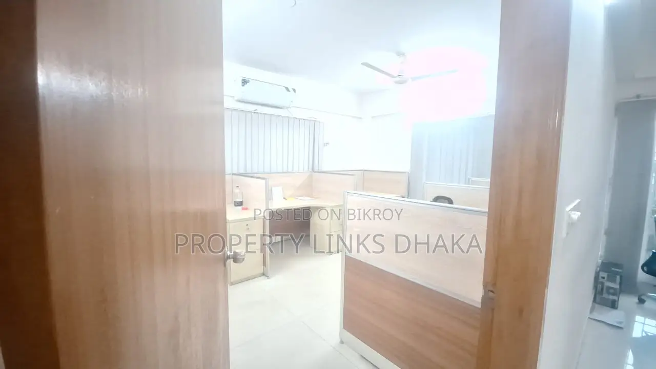 Unfurnished flat for Rent office Gulshan