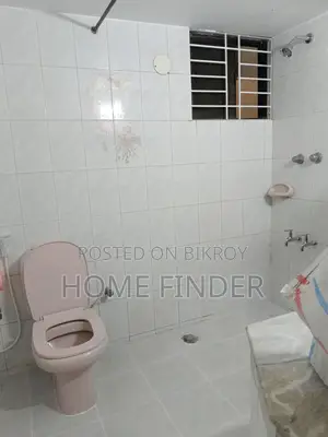 Good Quality 2400 Sqft Un-Furnished Apartment For Rent In Gulshan