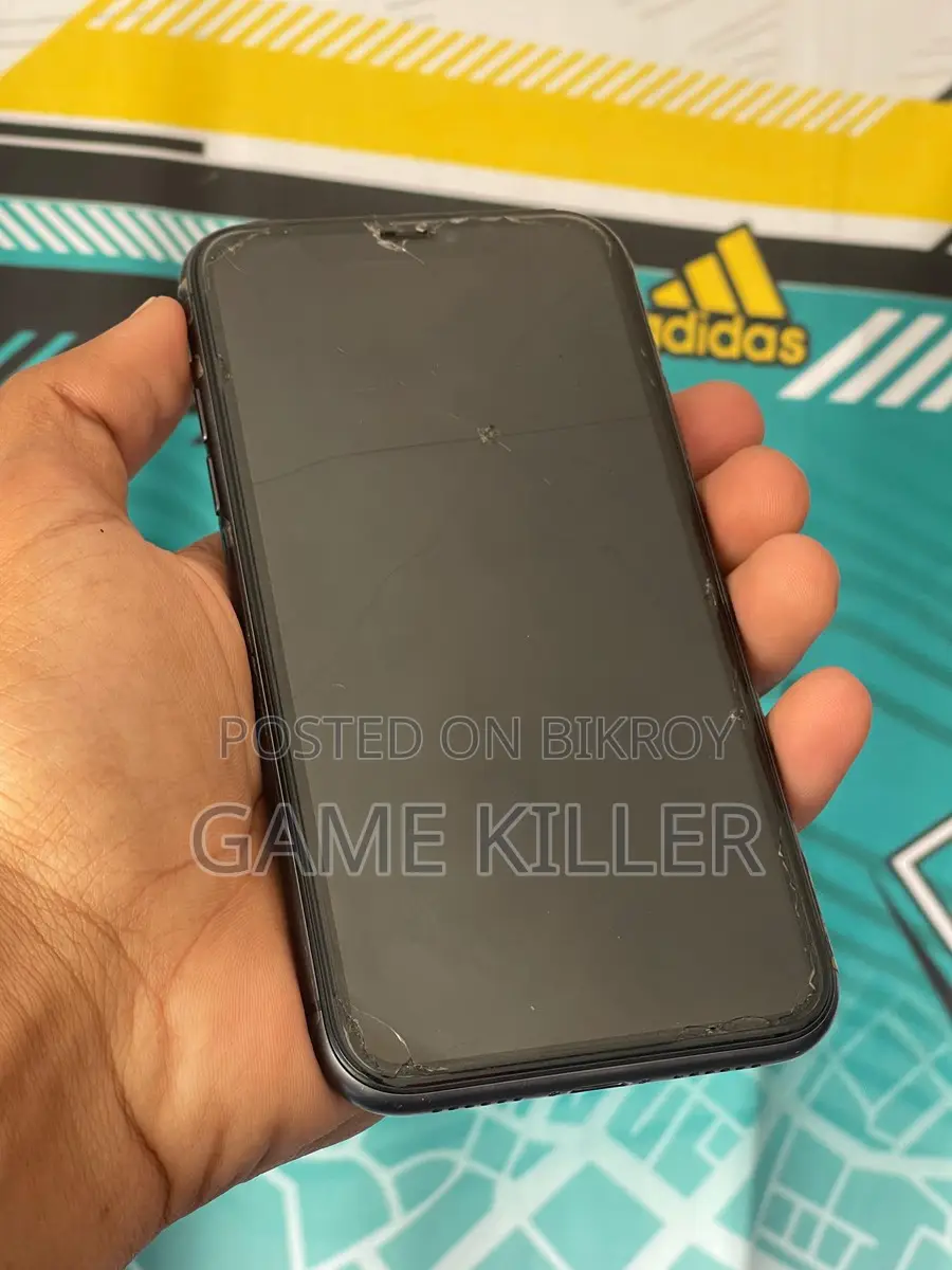 Apple iPhone 11 (Used)