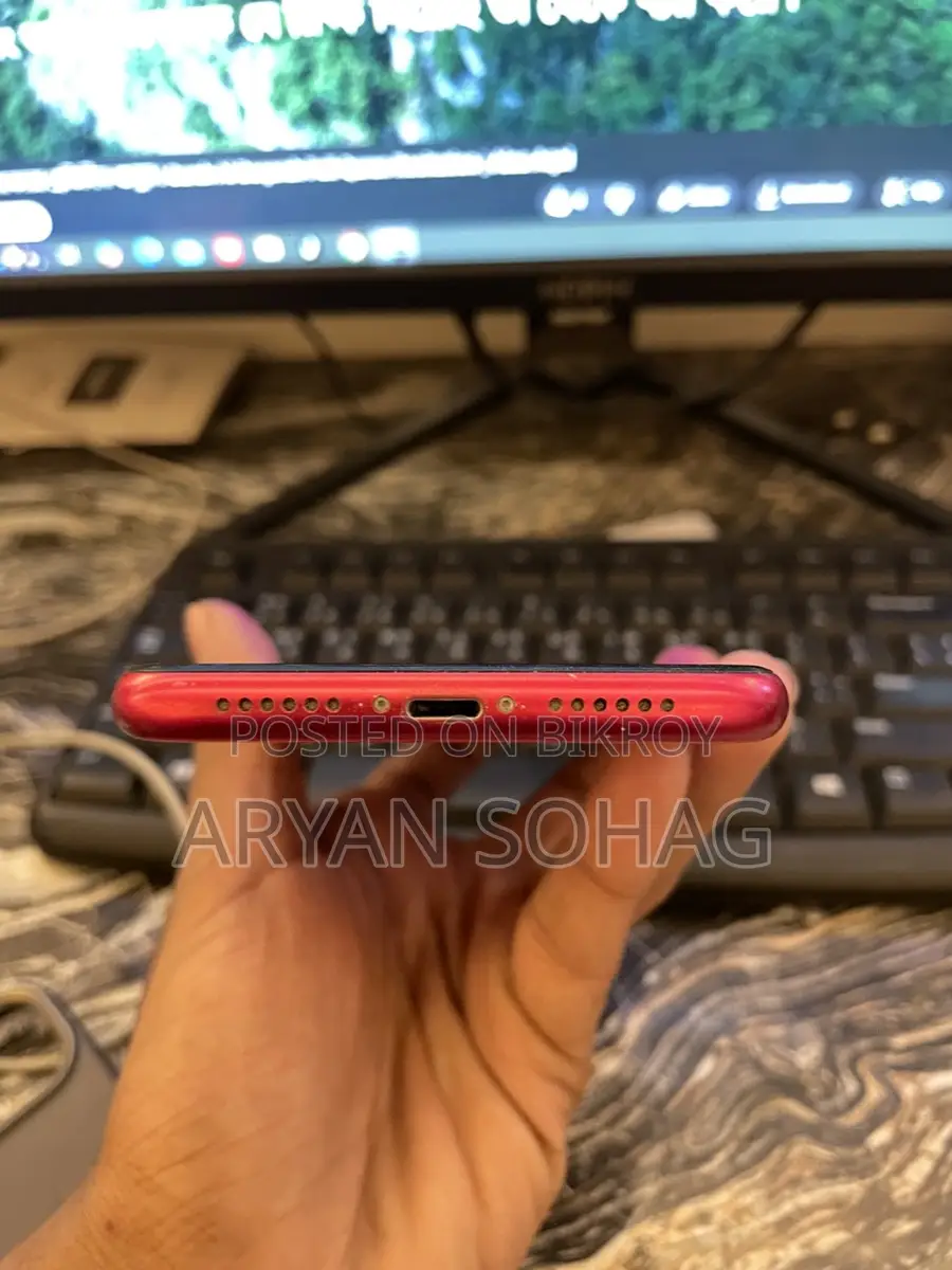 Apple iPhone 11 (Used)