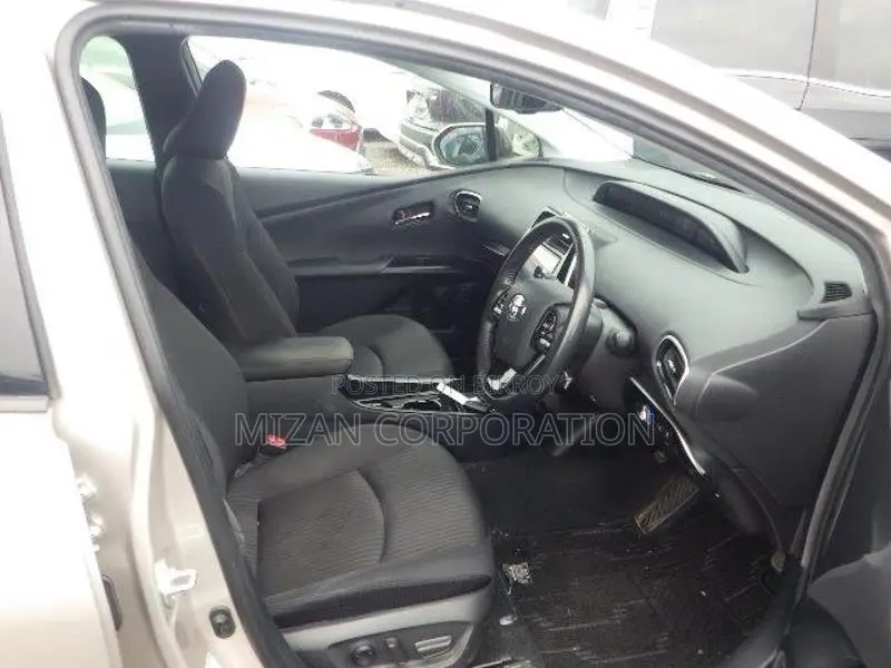 Toyota Prius A Package 2020