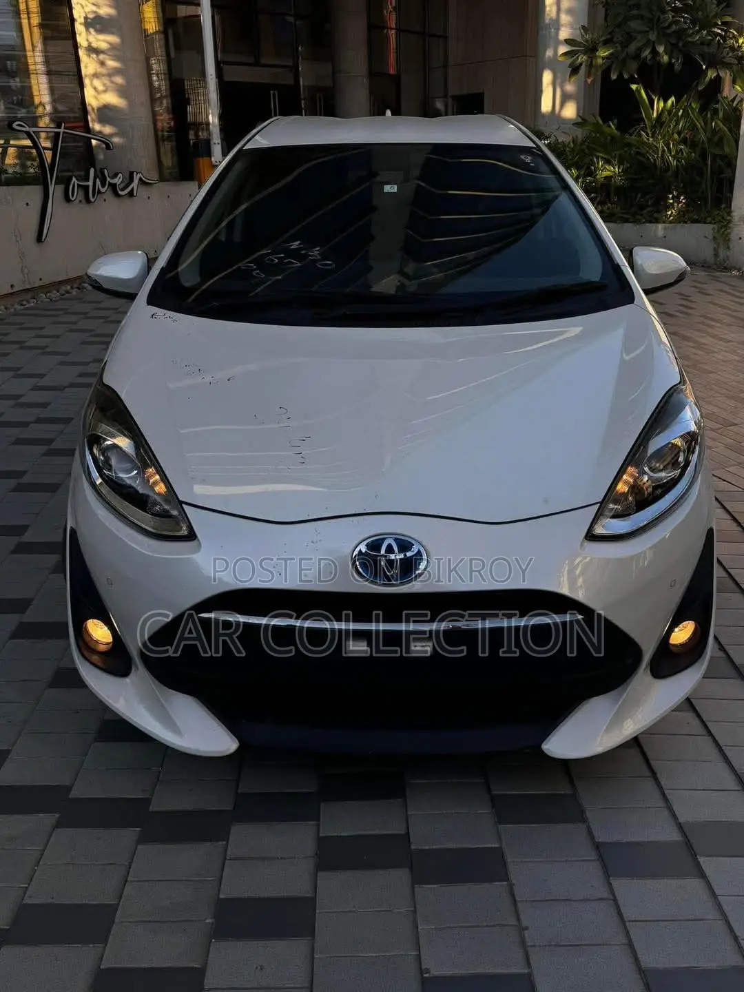 Toyota Aqua S Pearl hybrid 2020