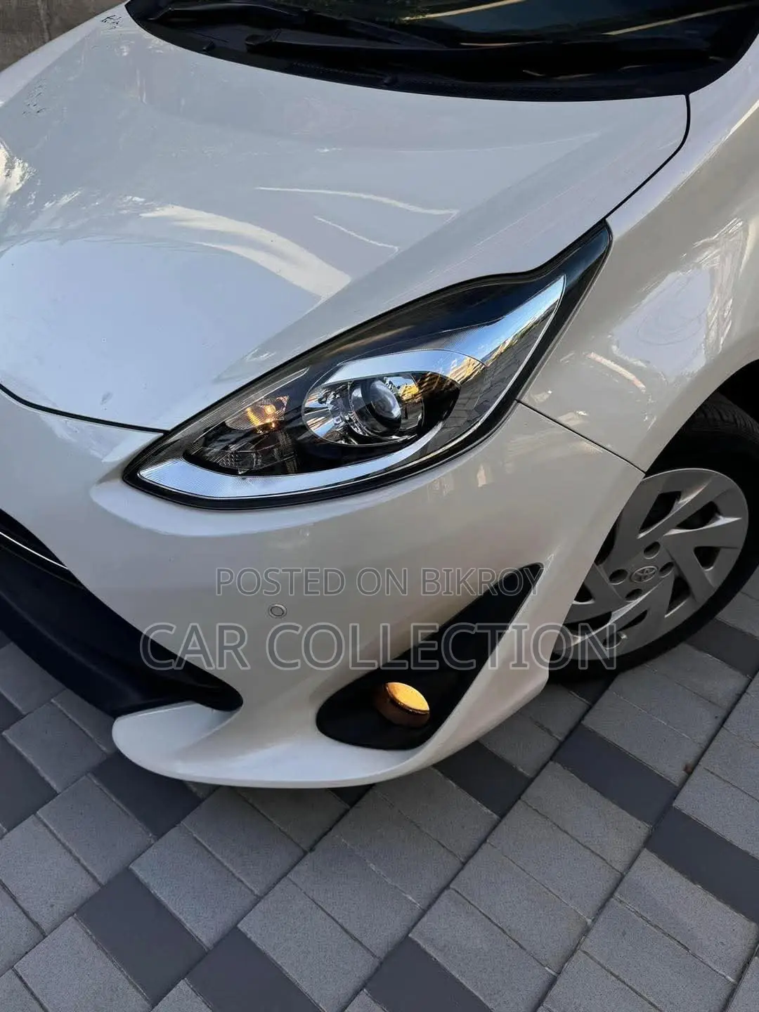 Toyota Aqua S Pearl hybrid 2020
