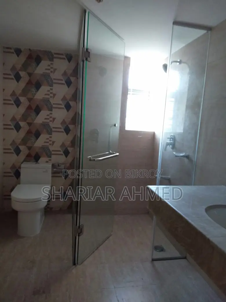 3800 SqFt 4Bed (2Parking) Newly Apt: For Rent @ Gulshan-2