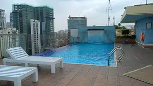 গুলশানে ভাড়ার জন্য সেমি-ফার্নিশড (জিম ও পুলসহ) অ্যাপার্টমেন্ট