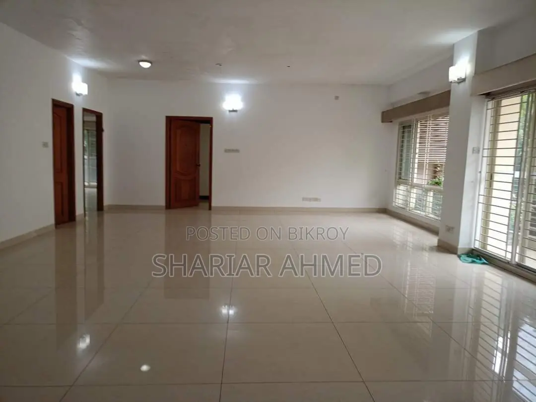 Semi Furnished (GYM_POOL) Apt: For Rent In GULSHAN