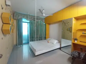 উত্তরায় ভাড়ার জন্য ফার্নিশড ৩ বেডরুমের অ্যাপার্টমেন্ট