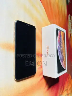 Apple iPhone XS (Used)