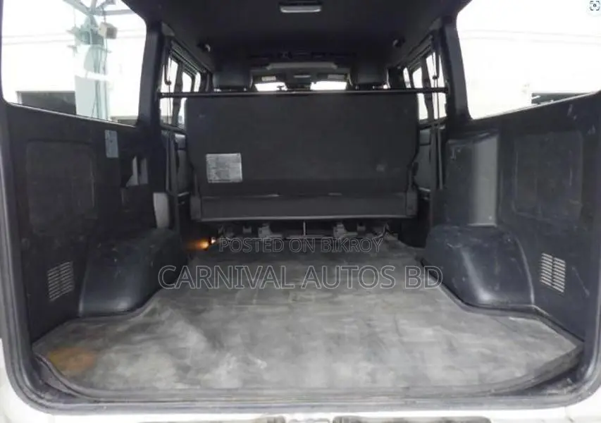 Toyota Hiace SUPER GL DARK PRIME 2020