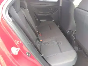 Toyota Yaris Cross G LED WINE 2020