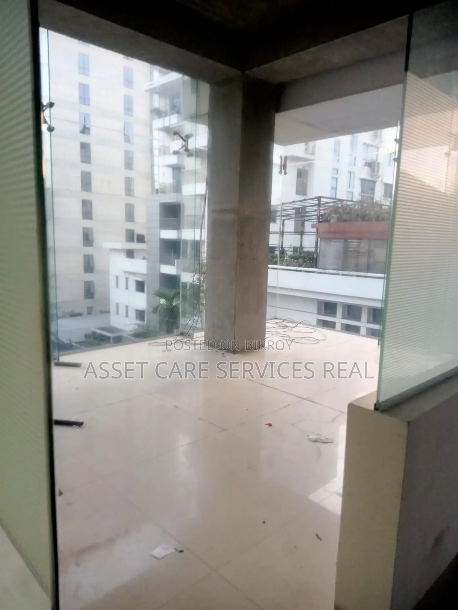 Beautiful Open Space Rent For Shop and restaurant