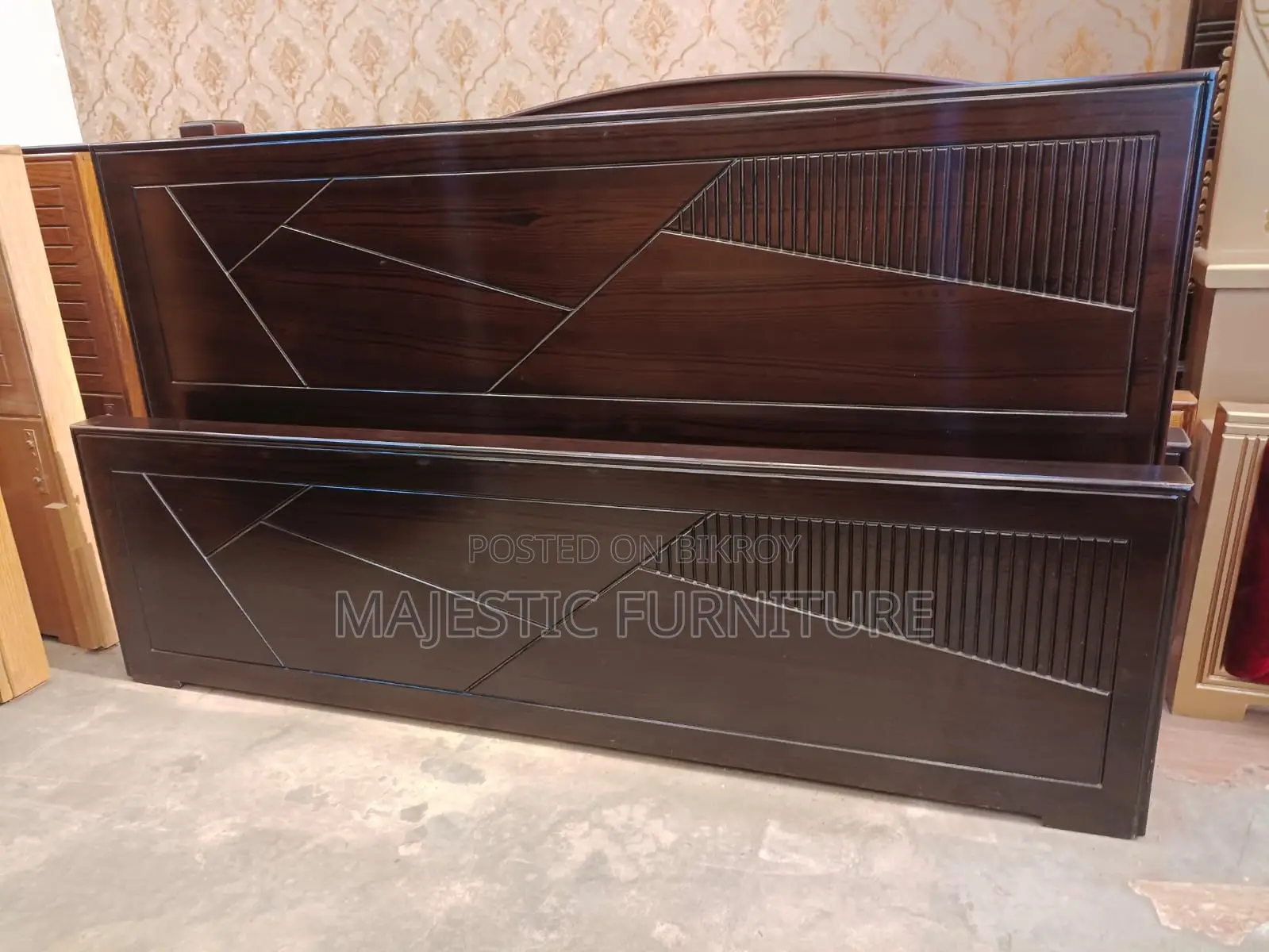 NEW BED 6/7 FEET. M # 693