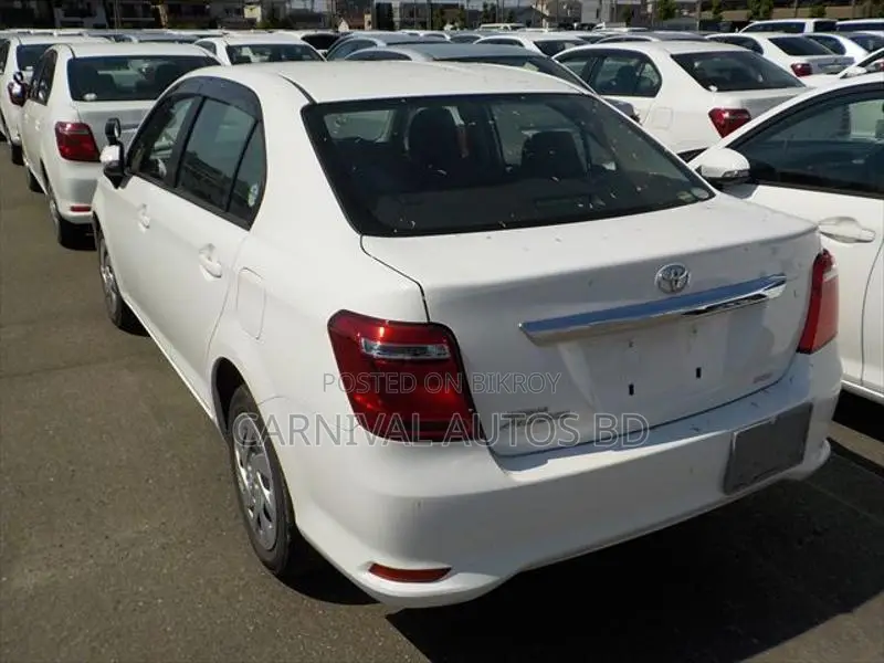 Toyota Axio EX NON-HYBRID 2021