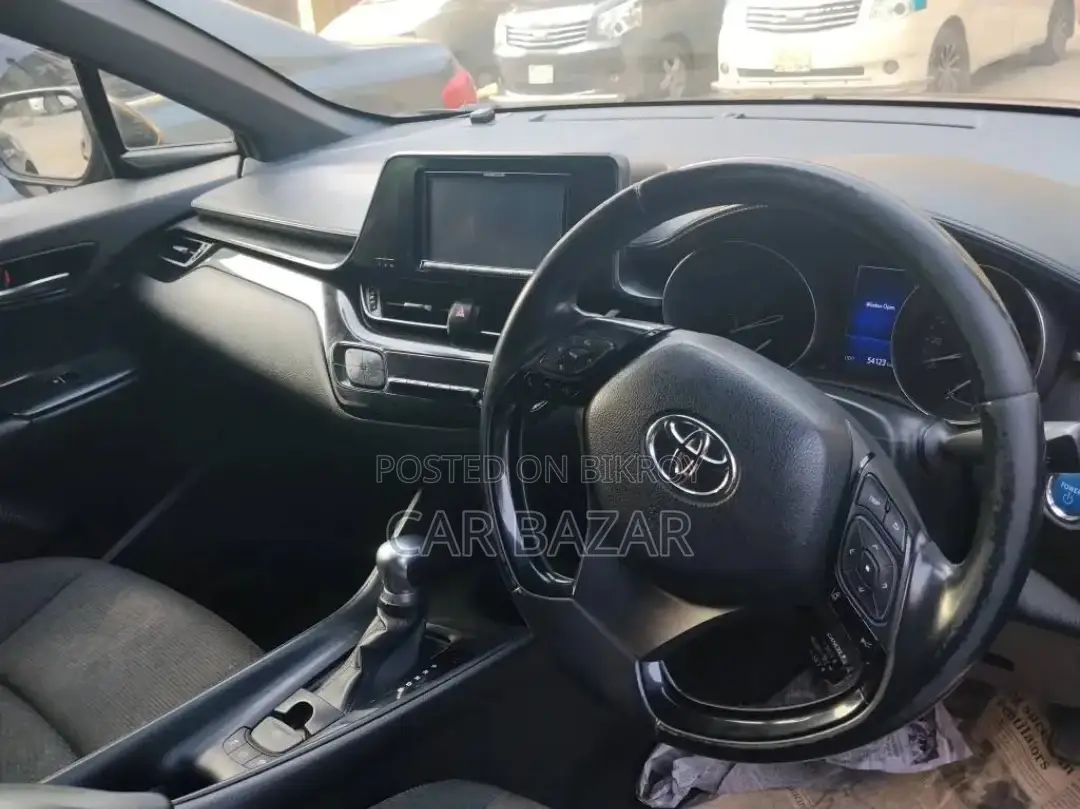 Toyota C-Hr 2017 Brown