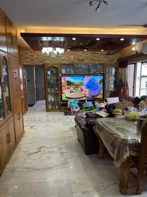 Oriental's Lake View 1860 SFT Flat in Dhanmondi with Titas Gas Connection