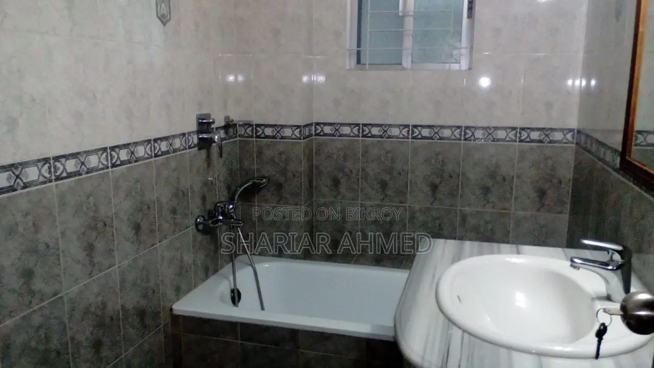 4-Bedroom 2800 SqFt Apartment for Rent in Gulshan
