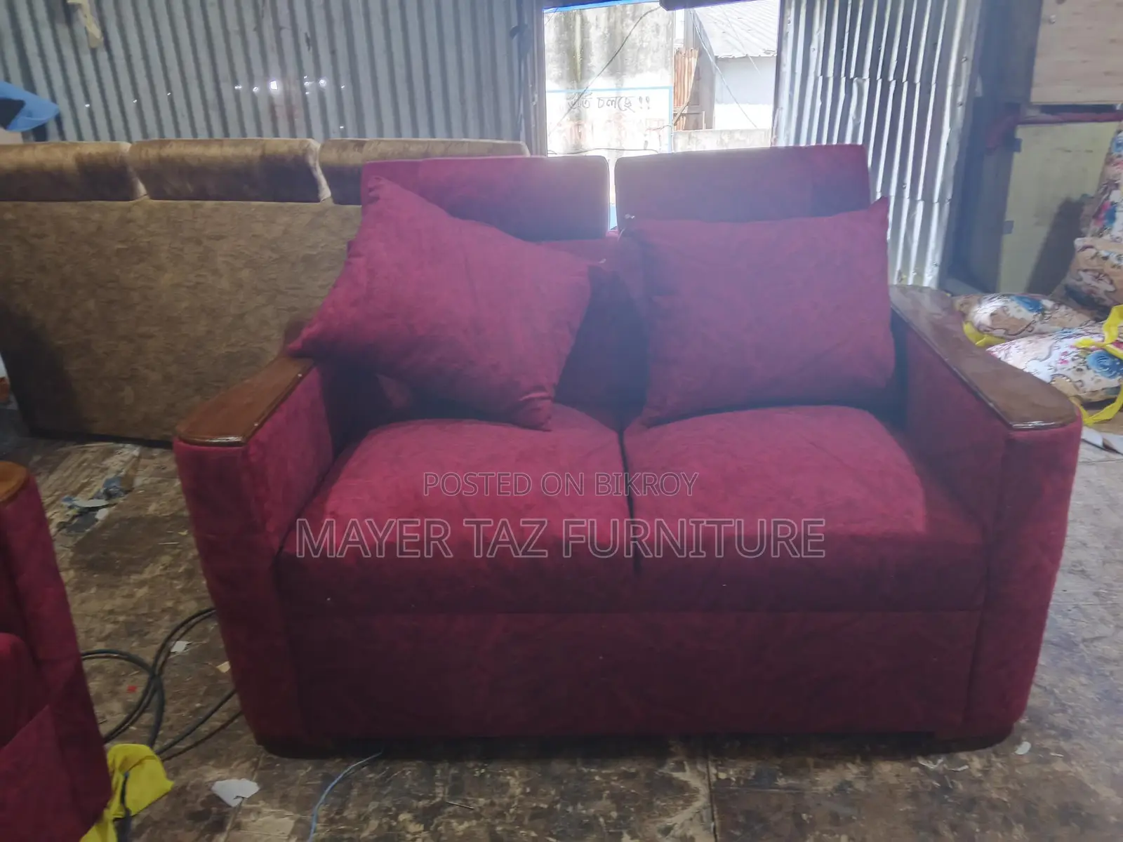 Buy Trendy Sofa Designs at Wholesale Prices