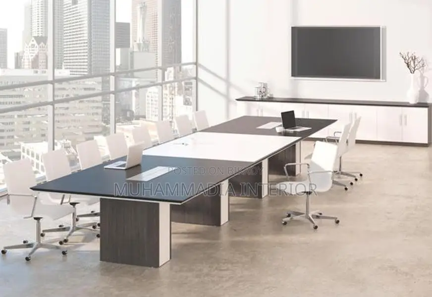 Conference Table (MID-540)